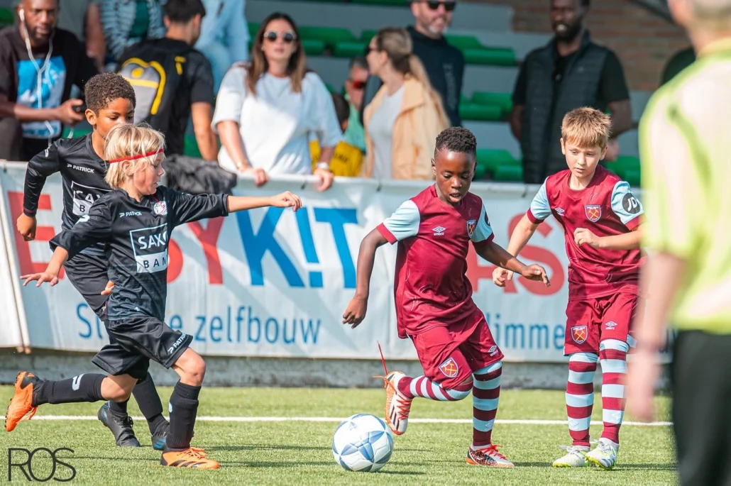 373316662_280346551413686_742765932403545053_n-1030x685