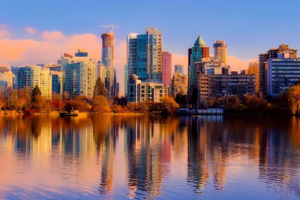 Football-Tour-Canada-Vancouver-Skyline.height-775_aUljjOS-1030x687