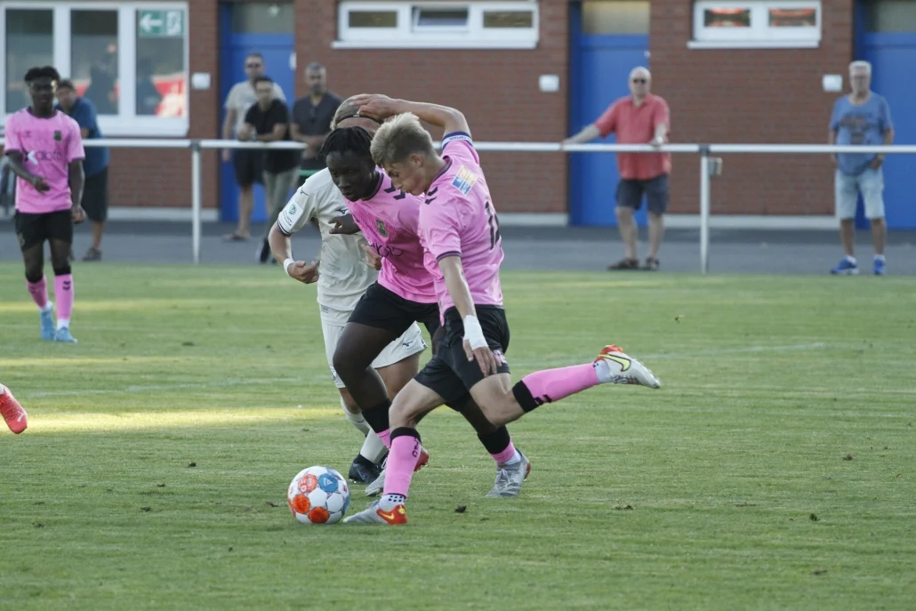 VFL-Bochum-vs-Northampton-Town-1030x687 (2)